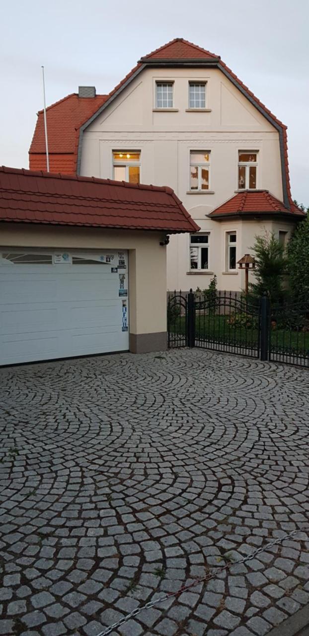 Ferienwohnung Stadtvilla Магдебург Екстериор снимка